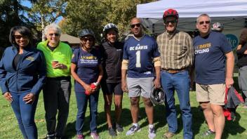 community bike ride 2019 group photo